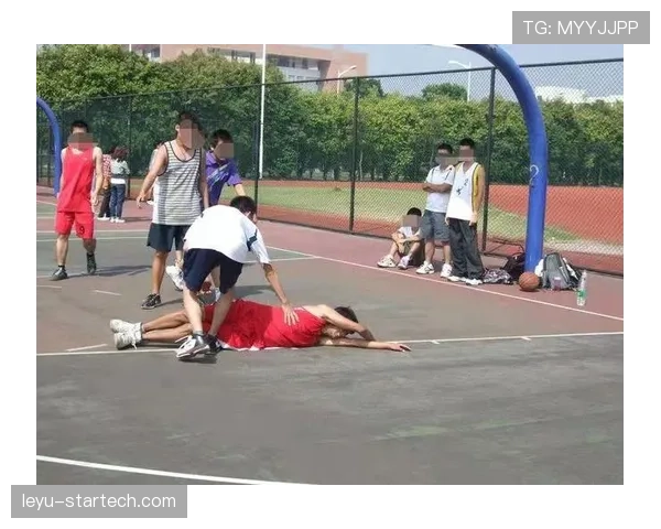 篮球新手必看：哪些接触才算“非法身体接触”？